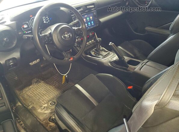 JF1ZNBF19P8750115 2023 TOYOTA GR Blue Vista del salpicadero