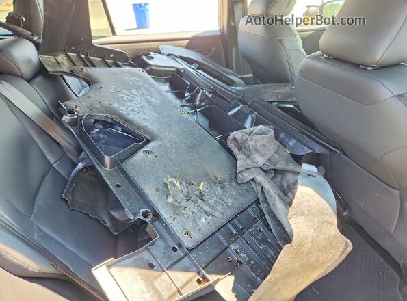 JF2BUPADXTY502058 2026 SUBARU OUTBACK Charcoal Widok naklejki z numerem VIN