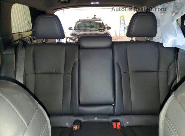 JF2BUPBD4TY484929 2026 SUBARU OUTBACK White Вид задніх сидінь
