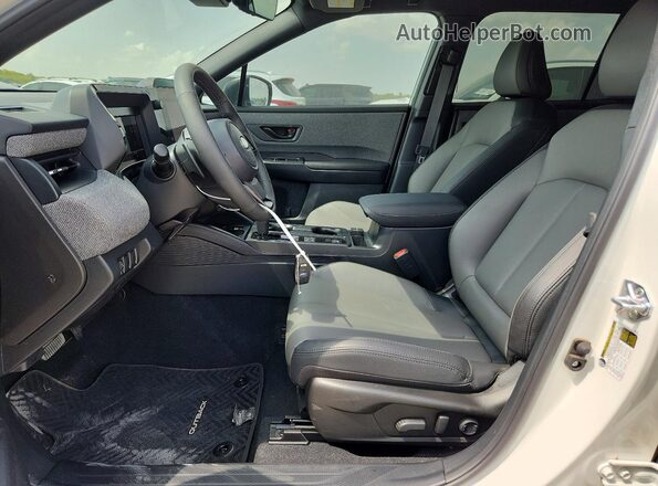 JF2BUPBD6TY496161 2026 SUBARU OUTBACK White წინა სალონის ხედი