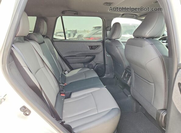 JF2BUPBD6TY496161 2026 SUBARU OUTBACK White უკანა სალონის ხედი