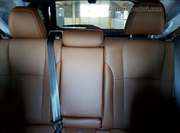 JF2BURJDXTY485662 2026 SUBARU OUTBACK Gray Rear seats view