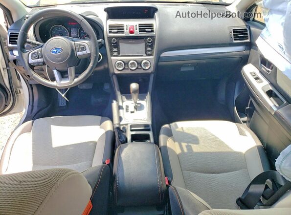 JF2GPABC2G8282243 2016 SUBARU CROSSTREK White Առջևի վահանակի տեսք