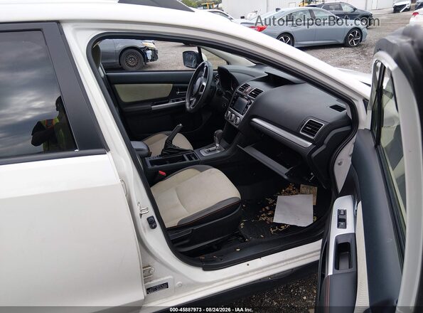 JF2GPABC2H8208029 2017 SUBARU CROSSTREK White Вид салону спереду
