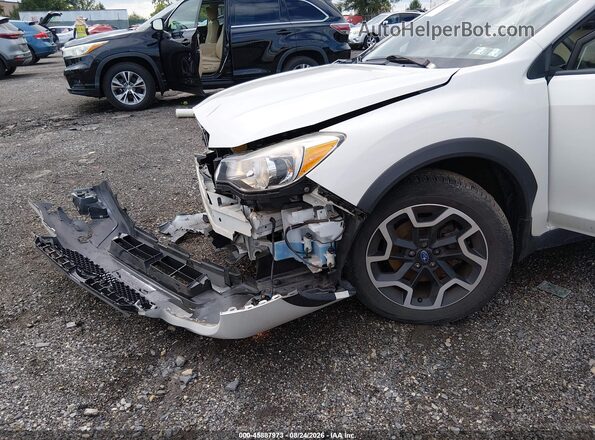 JF2GPABC2H8208029 2017 SUBARU CROSSTREK White Вид спереду