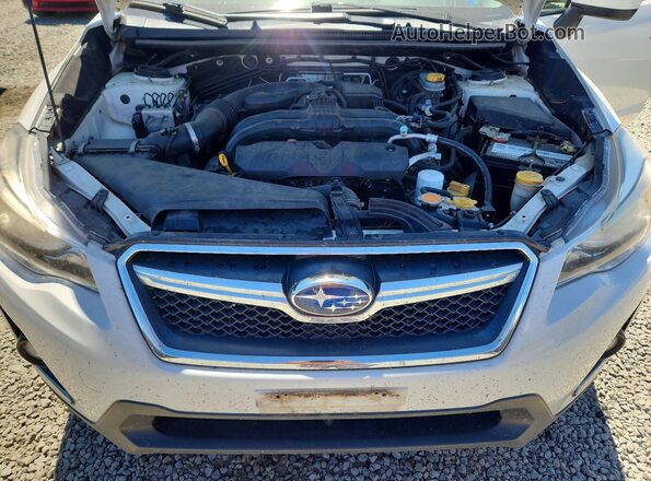 JF2GPABC2H8225588 2017 SUBARU CROSSTREK Белый Вид подкапотного пространства