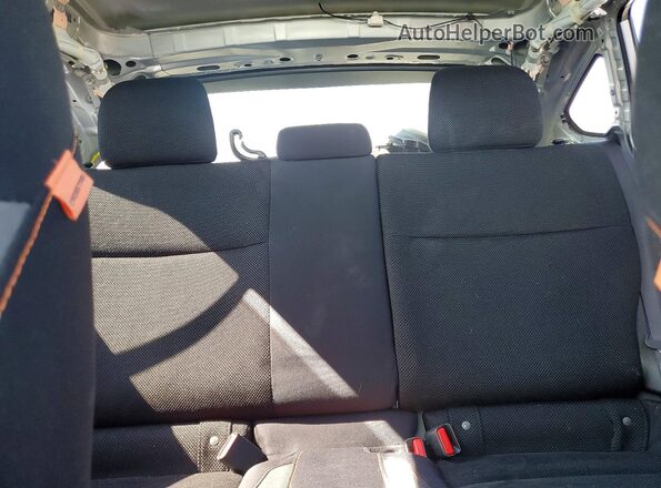 JF2GPABC4H8229206 2017 SUBARU CROSSTREK Silver Հետևի նստատեղերի տեսք