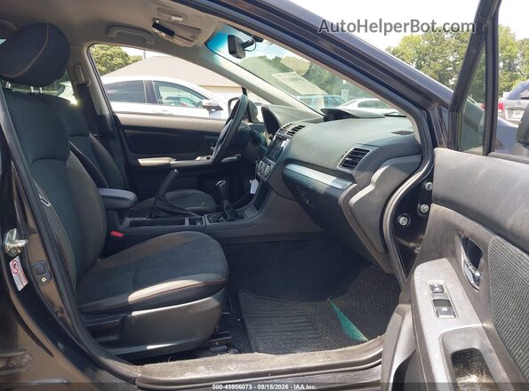 JF2GPABC4HG209544 2017 SUBARU CROSSTREK Black Widok wnętrza z przodu
