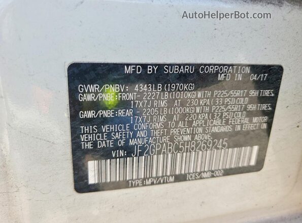 JF2GPABC5H8269245 2017 SUBARU CROSSTREK White Widok komory silnika