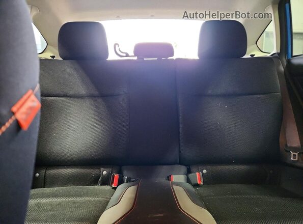 JF2GPABC6GG226053 2016 SUBARU CROSSTREK Blue Rear seats view