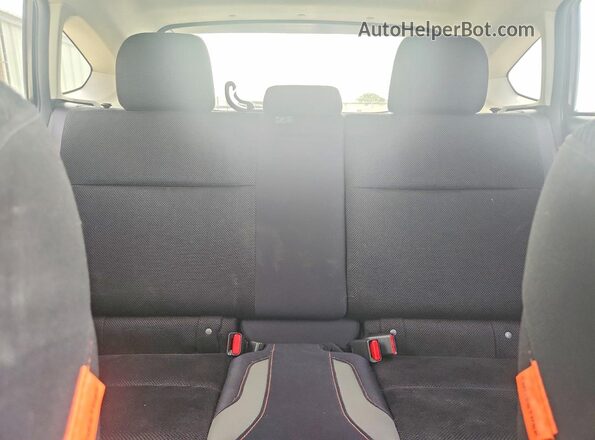JF2GPABC6HH232026 2017 SUBARU CROSSTREK Blue Widok tylnych siedzeń