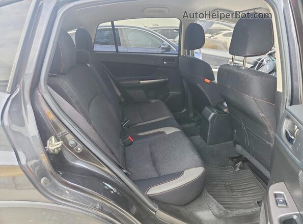 JF2GPABC6HH232026 2017 SUBARU CROSSTREK Blue Widok wnętrza z tyłu