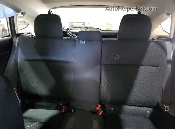 JF2GPABC6HH252275 2017 SUBARU CROSSTREK Silver Widok tylnych siedzeń