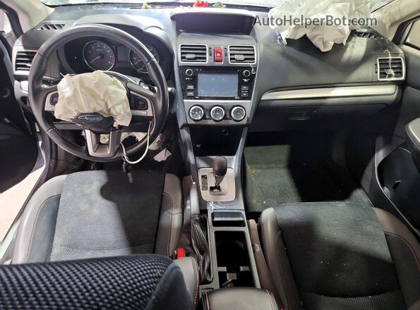 JF2GPABC6HH252275 2017 SUBARU CROSSTREK Silver Widok deski rozdzielczej