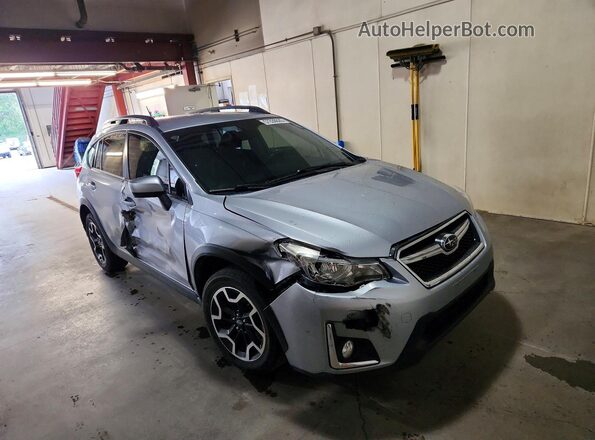 JF2GPABC7G8310988 2016 SUBARU CROSSTREK Silver Front right