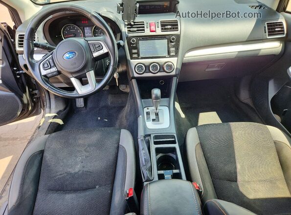 JF2GPABCXG8307065 2016 SUBARU CROSSTREK Угольный Вид панели приборов