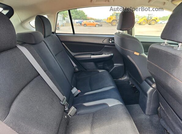 JF2GPABCXG8307065 2016 SUBARU CROSSTREK Угольный Вид задней части салона