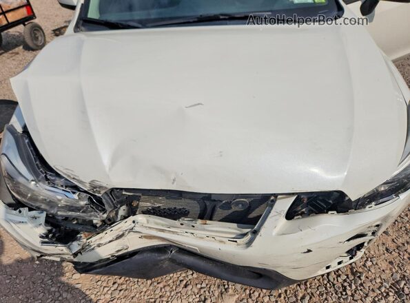 JF2GPADC8H8256387 2017 SUBARU CROSSTREK White Widok komory silnika