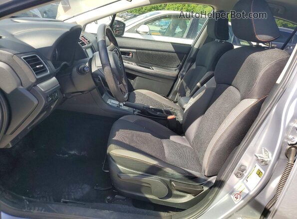 JF2GPADC9G8254839 2016 SUBARU CROSSTREK Серебряный Вид салона спереди