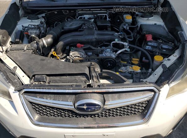 JF2GPADC9G8266666 2016 SUBARU CROSSTREK White ძრავის განყოფილების ხედი
