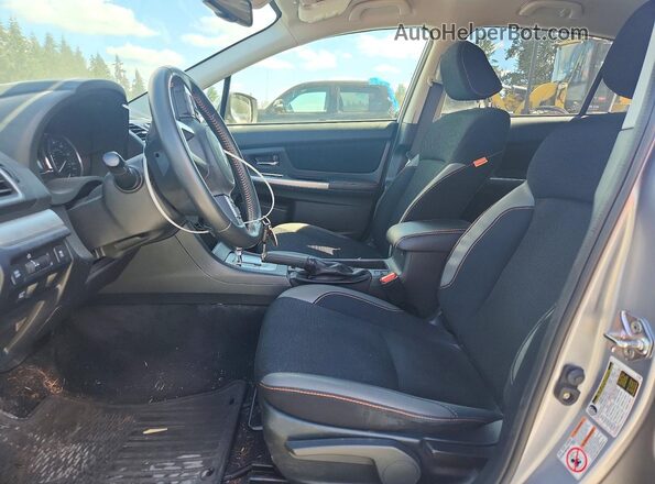 JF2GPADCXG8300968 2016 SUBARU CROSSTREK Silver Widok wnętrza z przodu