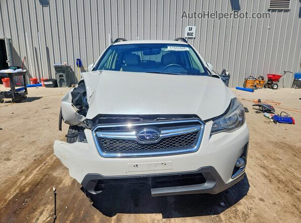 JF2GPAKC1GH281827 2016 SUBARU CROSSTREK White Front view