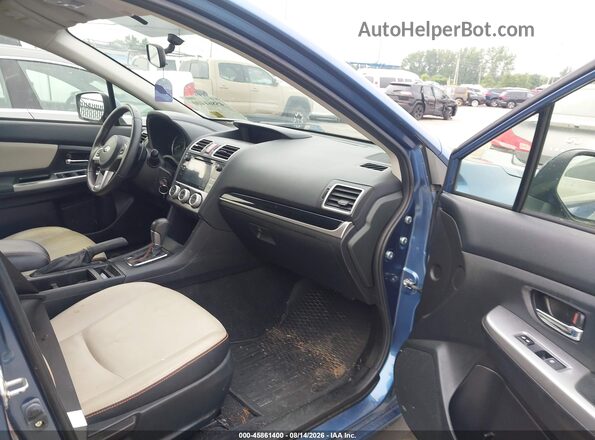 JF2GPAKC4H8216200 2017 SUBARU CROSSTREK Синий Вид салона спереди