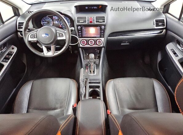 JF2GPAKC4H8234020 2017 SUBARU CROSSTREK Gray Vista del salpicadero