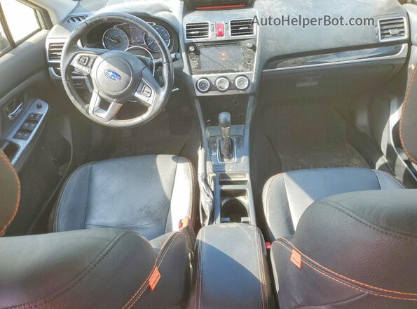 JF2GPAKC7HH226574 2017 SUBARU CROSSTREK Beige Vista del salpicadero
