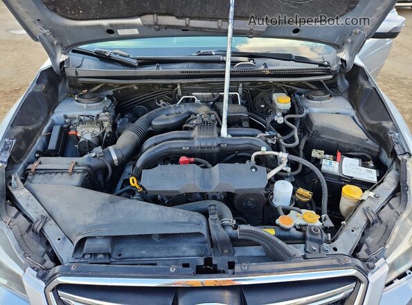 JF2GPANC0H8243129 2017 SUBARU CROSSTREK Silver Vista interior trasera