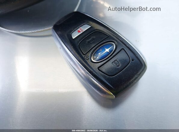 JF2GPANC1G8323599 2016 SUBARU CROSSTREK Silver Vista del salpicadero