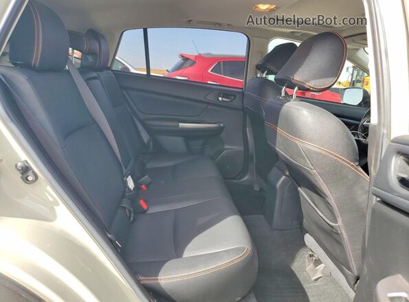 JF2GPANC1GH303126 2016 SUBARU CROSSTREK Cream Вид задніх сидінь