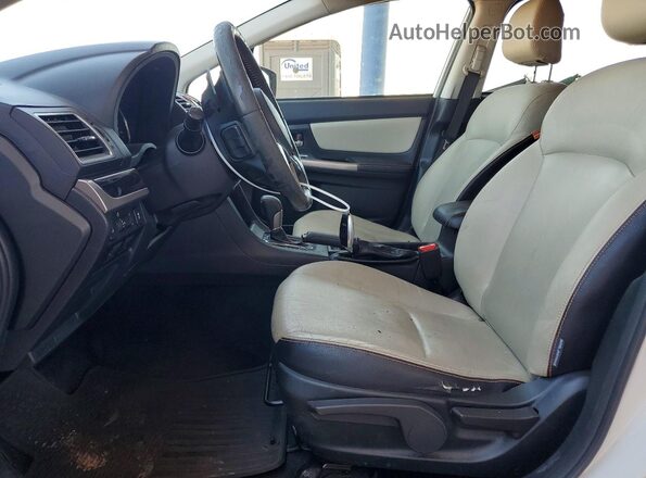 JF2GPANC8GH266849 2016 SUBARU CROSSTREK White წინა სალონის ხედი