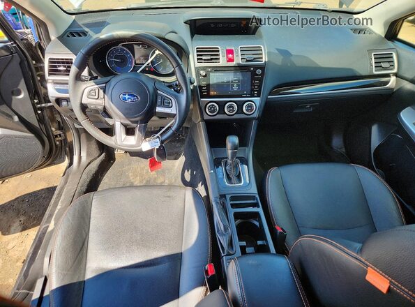 JF2GPANC8H8205566 2017 SUBARU CROSSTREK Gray Առջևի վահանակի տեսք