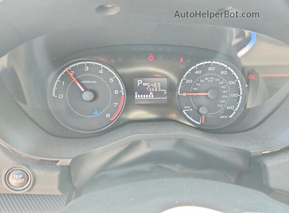 JF2GTAAC2JH213167 2018 SUBARU CROSSTREK Silver Instrument cluster view