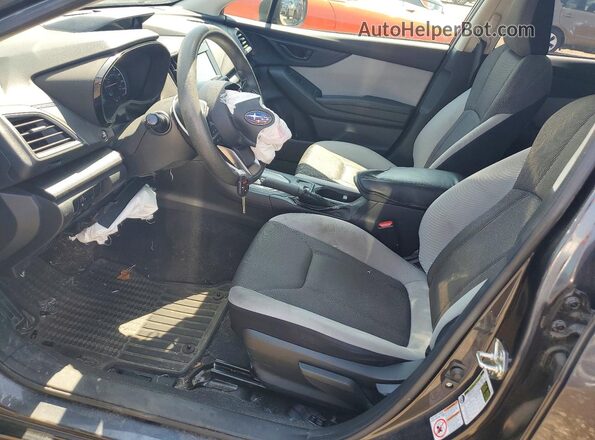 JF2GTAAC8JH226196 2018 SUBARU CROSSTREK Gray Front interior view