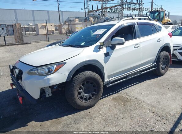 JF2GTABC0JH205647 2018 SUBARU CROSSTREK White Przód lewy