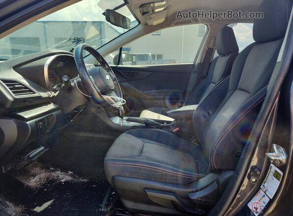 JF2GTABC2JH207979 2018 SUBARU CROSSTREK Угольный Вид задней части салона