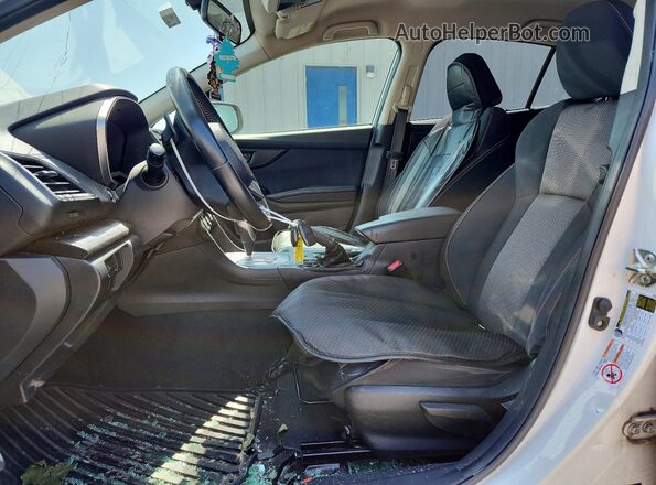 JF2GTABC2JH221431 2018 SUBARU CROSSTREK White Vista interior delantera