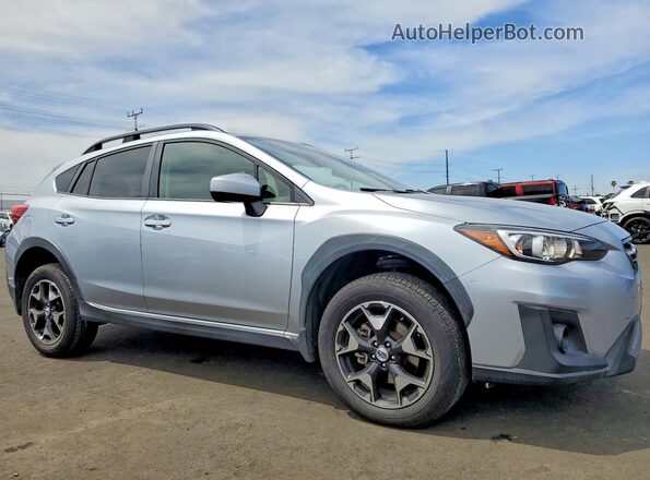 JF2GTABC4JH333647 2018 SUBARU CROSSTREK Серебряный Передняя правая четверть