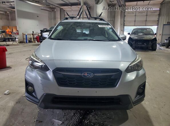 JF2GTABC5JH207877 2018 SUBARU CROSSTREK Silver Vista frontal