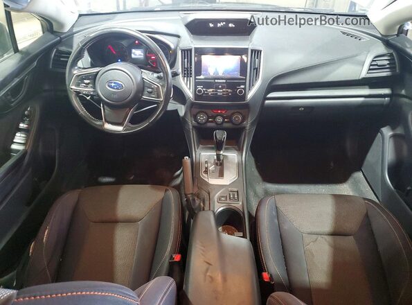 JF2GTABC5JH207877 2018 SUBARU CROSSTREK Silver Vista del salpicadero