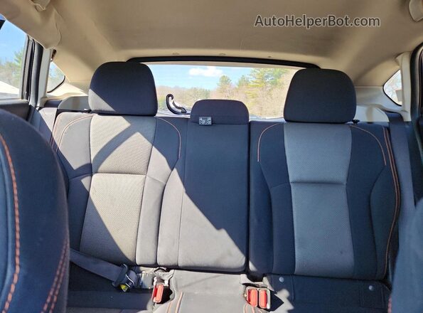 JF2GTABC5JH239874 2018 SUBARU CROSSTREK Gray Հետևի նստատեղերի տեսք