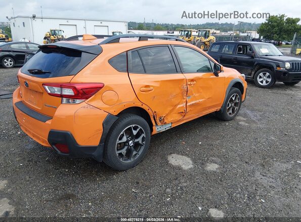 JF2GTABC7JH317300 2018 SUBARU CROSSTREK Оранжевый Задняя правая четверть