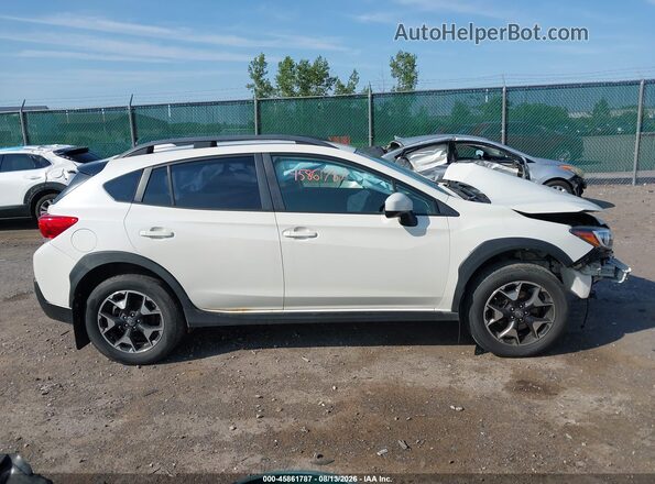 JF2GTACC3K9289098 2019 SUBARU CROSSTREK White Սալոնի 360 աստիճան տեսք