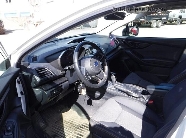 JF2GTACC7KH375942 2019 SUBARU CROSSTREK Белый Вид салона спереди