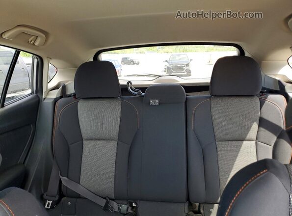 JF2GTACC8M9211256 2021 SUBARU CROSSTREK Silver Հետևի նստատեղերի տեսք