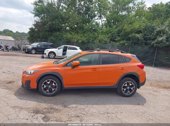 JF2GTACC9JH321329 2018 SUBARU CROSSTREK Orange Vista interior de 360 grados