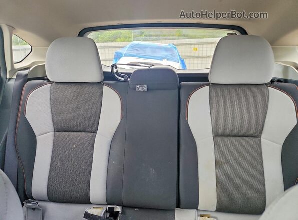 JF2GTADC1JH226973 2018 SUBARU CROSSTREK White Vista de los asientos traseros