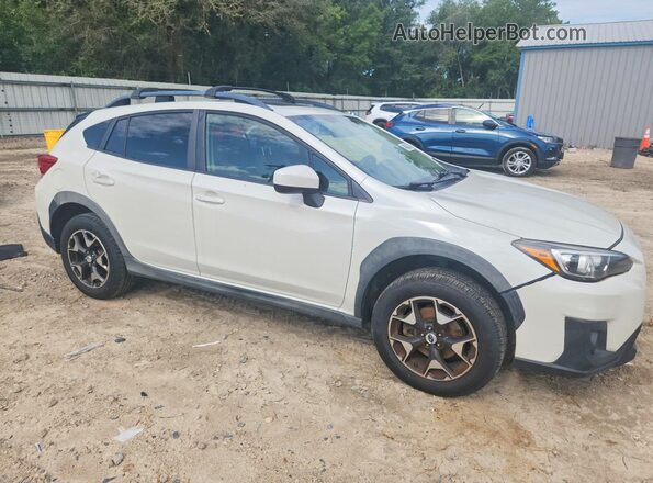 JF2GTADC1JH226973 2018 SUBARU CROSSTREK White Delantero derecho